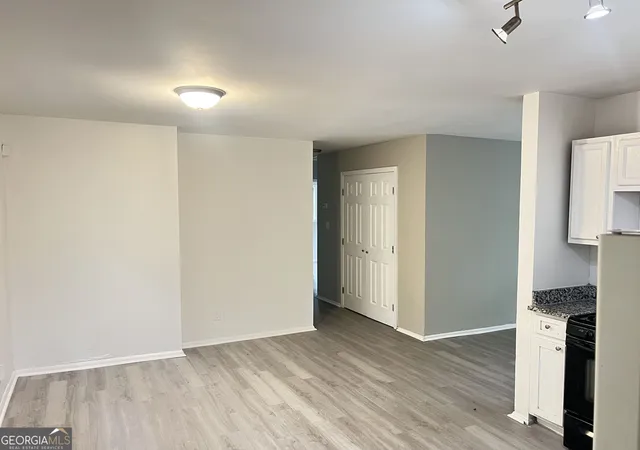 Photo 3 of Multi family home for sale at 1259 Pineglen Dr, Riverdale, GA 30296 | MLS# 10840636 | Listing updated on 2026-09-28