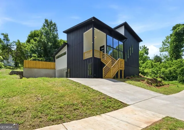 Single family home for sale at 2178 Cavanaugh Ave SE, Atlanta, GA 30316 | MLS# 10852808 | Listing updated on 2026-09-24