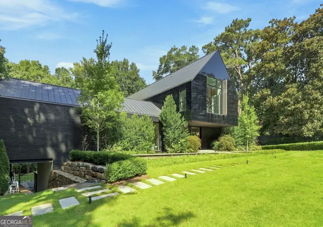 Photo 2 of Single family home for sale at 2716 Ridgewood Rd, Atlanta, GA 30327 | MLS# 10851194 | Listing updated on 2026-09-24