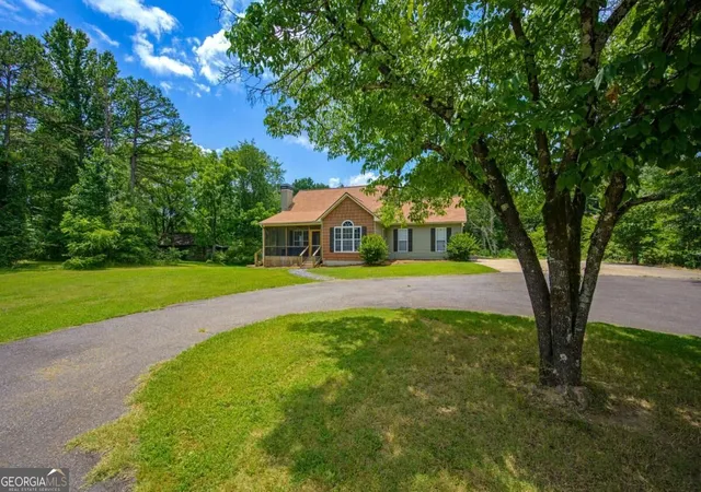 Photo 3 of Single family home for sale at 4665 Mount Vernon Rd, Gainesville, GA 30506 | MLS# 10841632 | Listing updated on 2026-09-23