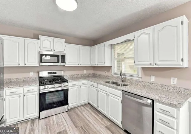 Photo 3 of Single family home for sale at 293 Sweetwater Church Rd, Douglasville, GA 30134 | MLS# 10839626 | Listing updated on 2026-10-28