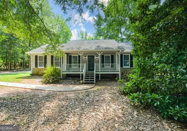 Photo 4 of Single family home for sale at 293 Sweetwater Church Rd, Douglasville, GA 30134 | MLS# 10839626 | Listing updated on 2026-10-28