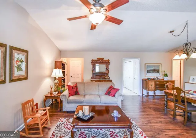 Listing Photo 5 - Condo for sale in building located at 2235 Old Hamilton Pl, Gainesville, GA 30507 - Unit #G100