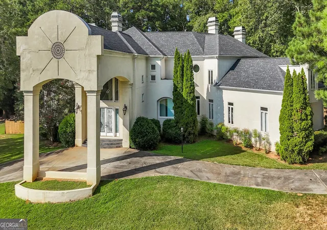 Photo 2 of Single family home for sale at 110 Standing Oak Pl, Fayetteville, GA 30214 | MLS# 10844924 | Listing updated on 2026-09-26