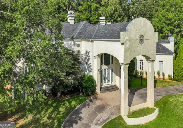 Photo 3 of Single family home for sale at 110 Standing Oak Pl, Fayetteville, GA 30214 | MLS# 10844924 | Listing updated on 2026-09-26