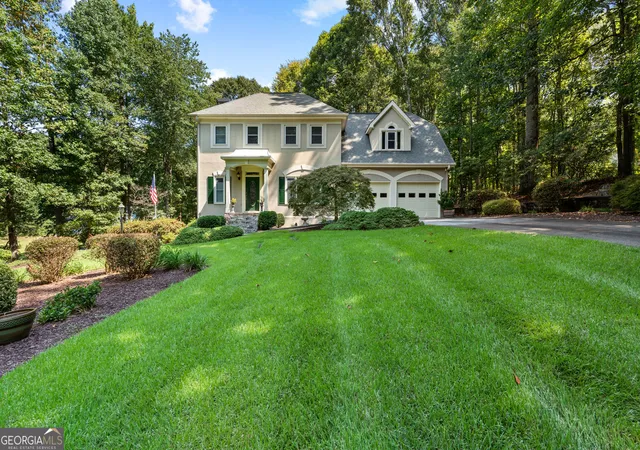 Photo 3 of Single family home for sale at 15 Oak Ridge Dr, Sharpsburg, GA 30277 | MLS# 10840131 | Listing updated on 2026-09-18