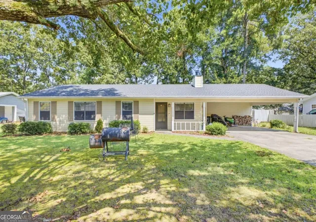 Photo 3 of Single family home for sale at 110 Gray Rock Dr Nw, Rome, GA 30165 | MLS# 10842293 | Listing updated on 2026-09-09