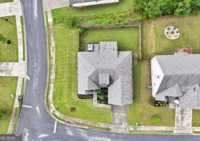 Photo 3 of Single family home for sale at 17 Hartwell Ln, Dawsonville, GA 30534 | MLS# 10853097 | Listing updated on 2026-10-08
