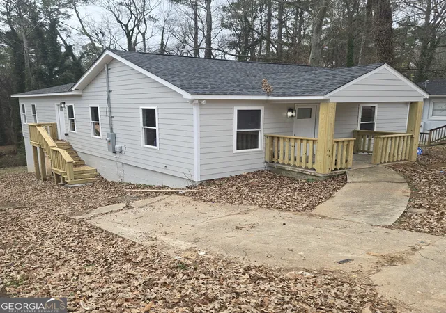 Photo 3 of Single family home for sale at 172 Polar Rock Rd Sw, Atlanta, GA 30315 | MLS# 10841575 | Listing updated on 2026-09-22