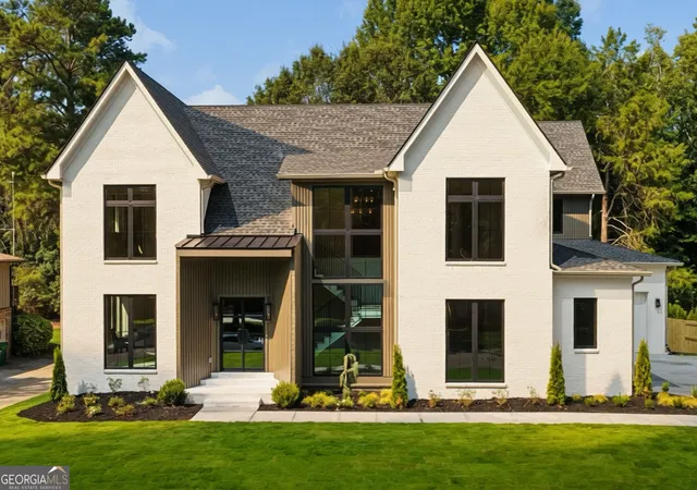 Single family home for sale at 1671 Manhasset Dr, Dunwoody, GA 30338 | MLS# 10841887