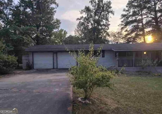Photo 1 of Single family home for sale at 520 Lee Dr, Thomson, GA 30824 | MLS# 10852368 | Listing updated on 2026-10-08