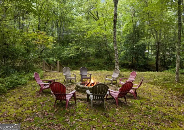 Photo 3 of Single family home for sale at 123 Lone Oak Dr, Blue Ridge, GA 30513 | MLS# 10837258 | Listing updated on 2026-09-15