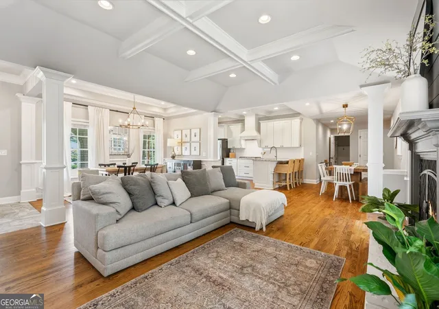 Photo 3 of Sale Pending at 1475 Carnaby Ct, Dunwoody, GA 30338 | MLS# 10841549 | Listing updated on 2026-09-15
