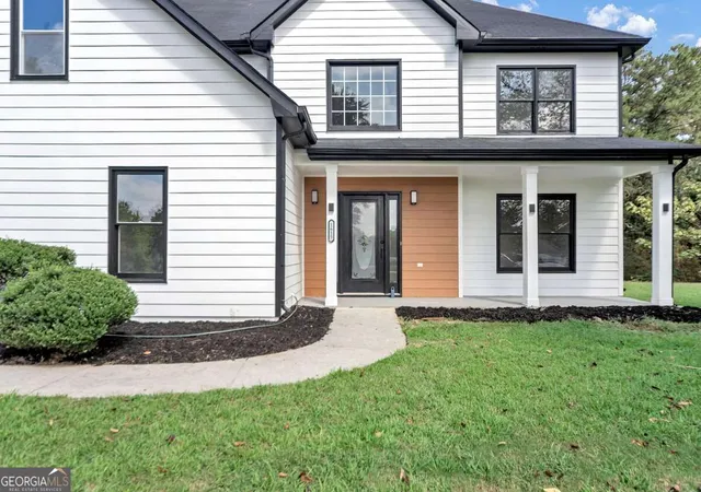 Photo 4 of Single family home for sale at 1615 Burnt Oak Way, Dacula, GA 30019 | MLS# 10852553 | Listing updated on 2026-10-09