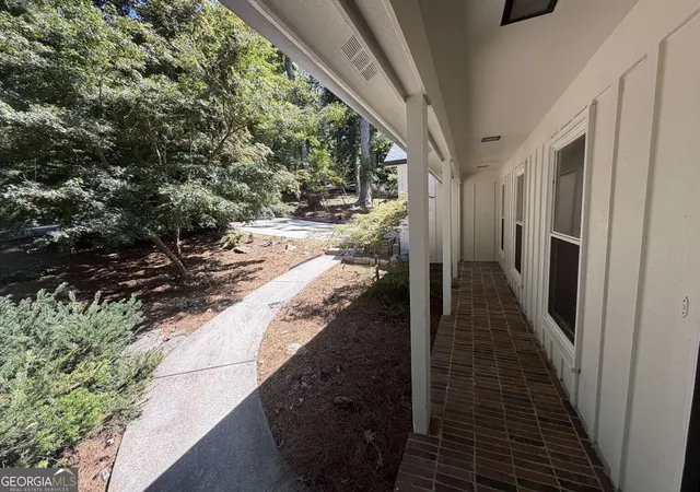Photo 3 of Single family home for sale at 5314 High Harbor Ct, Gainesville, GA 30504 | MLS# 10819400 | Listing updated on 2026-09-23