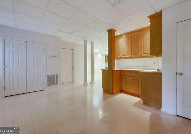 Photo 3 of Single family home for sale at 320 Millstone Cir, Athens, GA 30605 | MLS# 10843717 | Listing updated on 2026-09-24