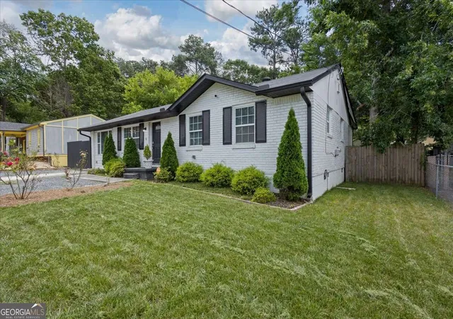Photo 3 of Single family home for sale at 255 Hummingbird Way, Riverdale, GA 30274 | MLS# 10837045 | Listing updated on 2026-09-15