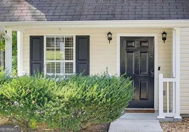 Photo 2 of Single family home for sale at 415 Willow Ln, Temple, GA 30179 | MLS# 10844332 | Listing updated on 2026-09-11