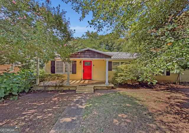 Photo 1 of Single family home for sale at 1748 E Broad St, Athens, GA 30601 | MLS# 10838806 | Listing updated on 2026-09-03
