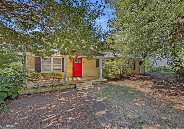 Photo 2 of Single family home for sale at 1748 E Broad St, Athens, GA 30601 | MLS# 10838806 | Listing updated on 2026-09-03