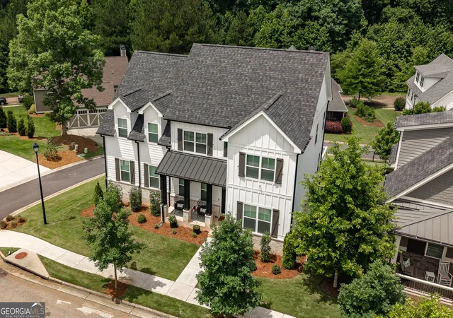Photo 2 of Single family home for sale at 105 Red Blf Dr, Athens, GA 30607 | MLS# 10833981 | Listing updated on 2026-09-15