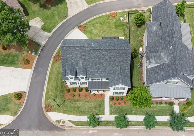 Photo 2 of Single family home for sale at 105 Red Blf Dr, Athens, GA 30607 | MLS# 10833981 | Listing updated on 2026-09-15
