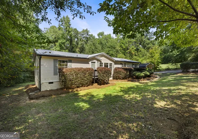 Photo 3 of Sale Pending at 65 Cricket Run, Forsyth, GA 31029 | MLS# 10849445 | Listing updated on 2026-09-28