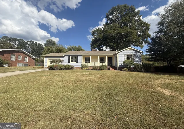 Photo 1 of Sale Pending at 5 E Valley Rd Ne, Rome, GA 30161 | MLS# 10844008 | Listing updated on 2026-09-13
