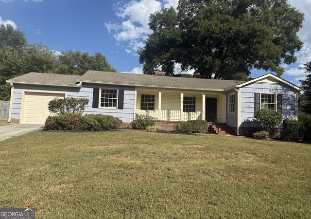 Photo 2 of Sale Pending at 5 E Valley Rd Ne, Rome, GA 30161 | MLS# 10844008 | Listing updated on 2026-09-13