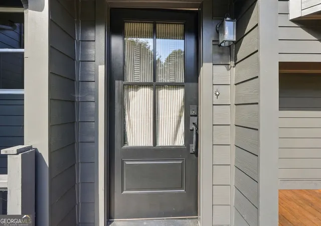 Photo 3 of Single family home for sale at 3751 Station Dr, Kennesaw, GA 30144 | MLS# 10848908 | Listing updated on 2026-09-18