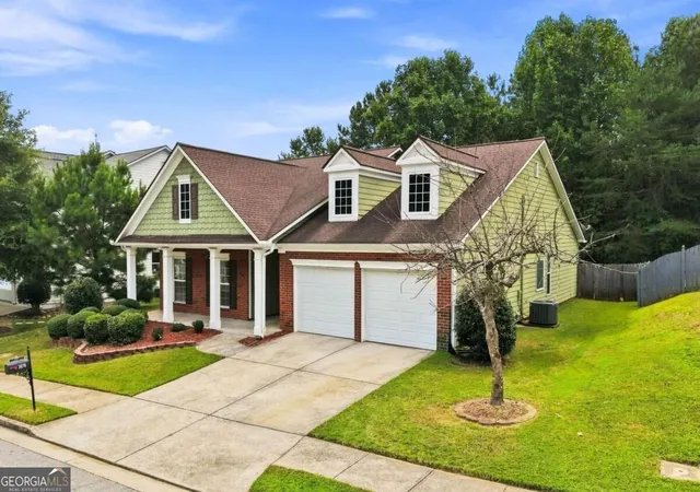 Photo 2 of Single family home for sale at 3870 Amberleigh Tr, Gainesville, GA 30507 | MLS# 10839897 | Listing updated on 2026-09-23