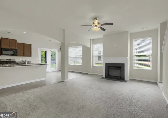 Photo 4 of Single family home for sale at 1825 Crandon Ct, Mcdonough, GA 30253 | MLS# 10805613 | Listing updated on 2026-09-16