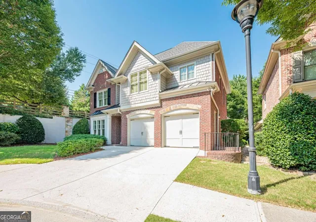 Photo 2 of Single family home for sale at 4787 Lakeway Pl, Alpharetta, GA 30005 | MLS# 10840814 | Listing updated on 2026-09-18