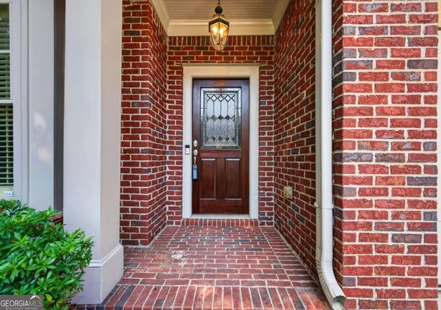 Photo 3 of Single family home for sale at 4787 Lakeway Pl, Alpharetta, GA 30005 | MLS# 10840814 | Listing updated on 2026-09-18