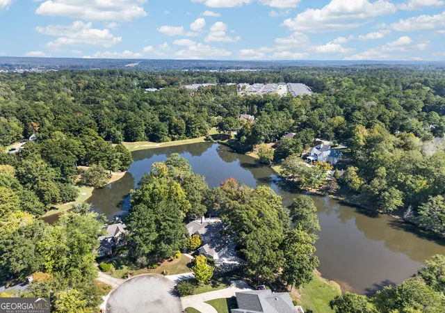 Photo 4 of Sale Pending at 1594 Rivoli Ln, Macon, GA 31210 | MLS# 10878295 | Listing updated on 2026-10-28