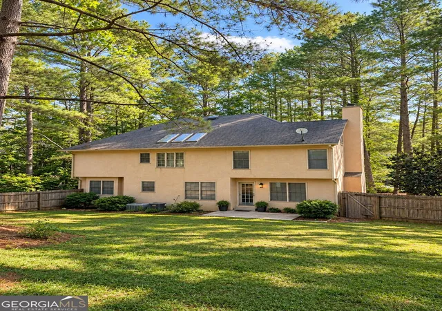 Photo 3 of Sale Pending at 105 Branch Bnd, Tyrone, GA 30290 | MLS# 10852149 | Listing updated on 2026-09-30