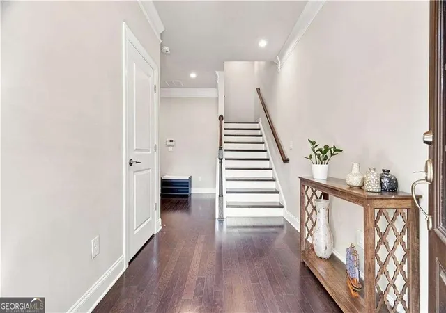 Photo 2 of Townhouse for sale at 5831 Ter Bnd Way, Peachtree Corners, GA 30092 | MLS# 10851250 | Listing updated on 2026-10-07