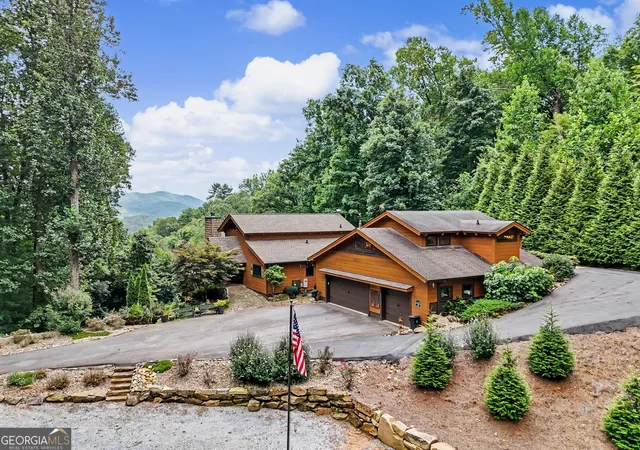 Photo 2 of Single family home for sale at 557 Fox Trot Rd, Clayton, GA 30525 | MLS# 10830832 | Listing updated on 2026-09-13