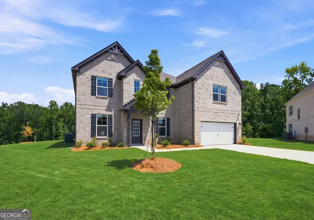 Photo 3 of Single family home for sale at 605 Button Grv, Hampton, GA 30228 | MLS# 10804598 | Listing updated on 2026-09-02