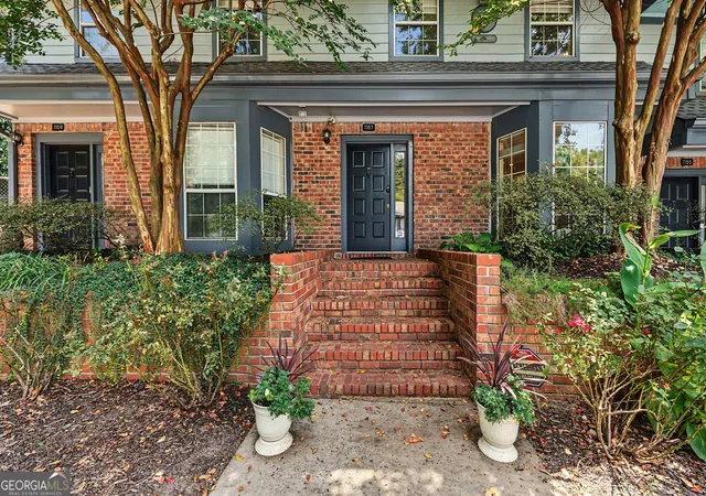 Condo for sale at 1157 Weatherstone Dr NE, Atlanta, GA 30324 | MLS# 10839571
