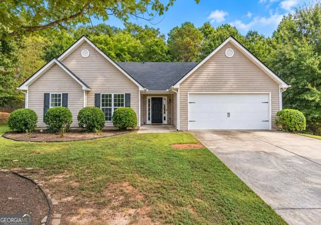 Single family home for sale at 294 Ambassador Cir, Winder, GA 30680 | MLS# 10853521