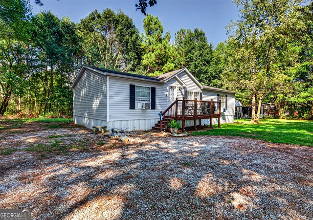 Photo 2 of Sale Pending at 1183 Gumlog Rd, Martin, GA 30557 | MLS# 10851651 | Listing updated on 2026-10-06
