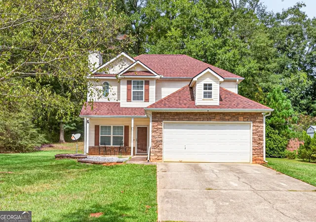 Photo 1 of Sale Pending at 111 Autumn Ridge Dr, Griffin, GA 30224 | MLS# 10843902 | Listing updated on 2026-10-04