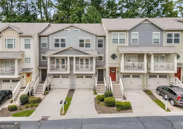 Photo 2 of Townhouse for sale at 1368 Liberty Pkwy Nw, Atlanta, GA 30318 | MLS# 10845918 | Listing updated on 2026-10-23