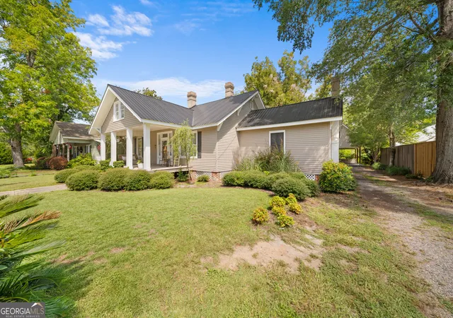 Photo 3 of Single family home for sale at 631 Barney Ave, Millen, GA 30442 | MLS# 10839384 | Listing updated on 2026-10-15