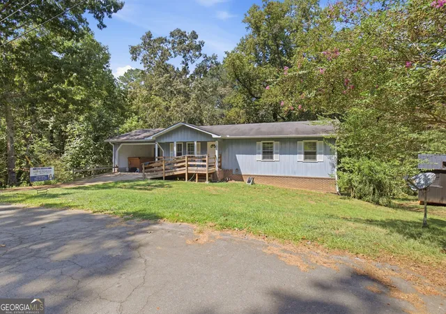 Photo 2 of Single family home for sale at 31 Rainwood Cir Se, Silver Creek, GA 30173 | MLS# 10831759 | Listing updated on 2026-10-04