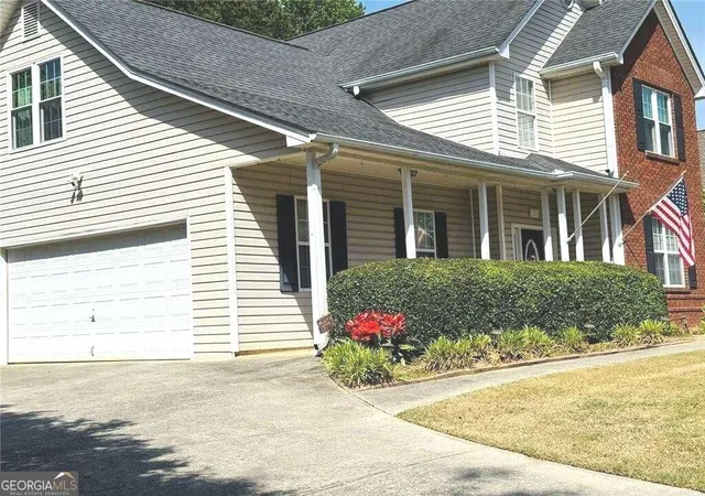 Photo 2 of Single family home for sale at 543 Saddle Ridge Dr, Bethlehem, GA 30620 | MLS# 10772928 | Listing updated on 2026-09-13