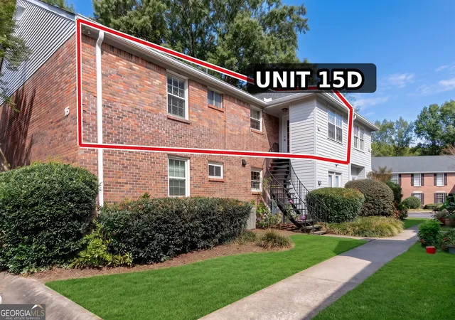 Photo 1 of Townhouse for sale at 6700 Roswell Rd #15D, Sandy Springs, GA 30328 | MLS# 10871380 | Listing updated on 2026-10-30