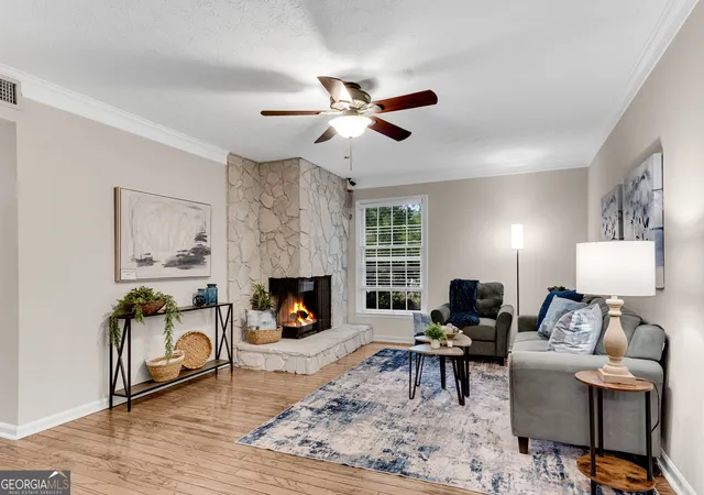 Photo 2 of Townhouse for sale at 6700 Roswell Rd #15D, Sandy Springs, GA 30328 | MLS# 10871380 | Listing updated on 2026-10-30
