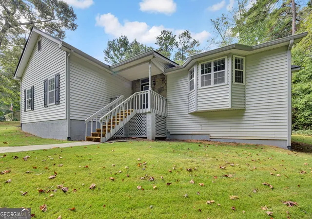 Photo 2 of Single family home for sale at 2067 Brandy Woods Dr Se, Conyers, GA 30013 | MLS# 10852038 | Listing updated on 2026-09-25